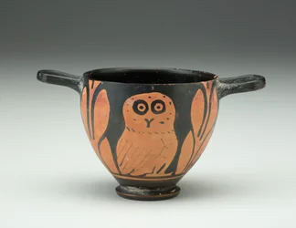 Skyphos, c.400-350 aC (cerâmica de figura vermelha)